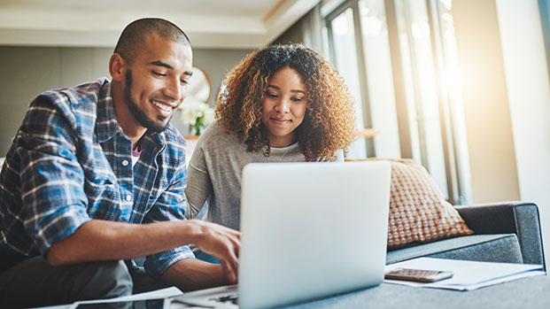 Student Banking_No Fee Banking_621x349