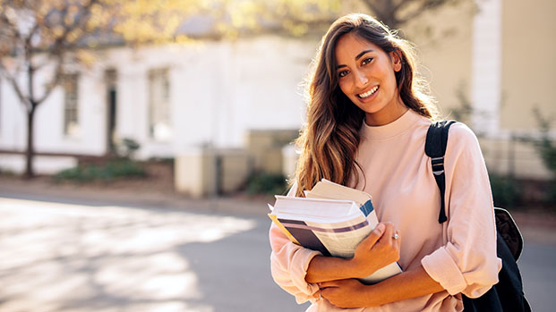 Student Banking_Financing_621x349